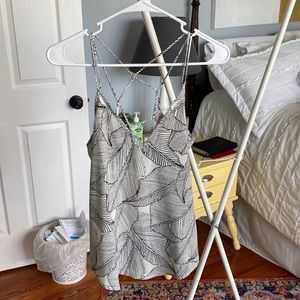 XS Black and White Printed Silky Tank Top